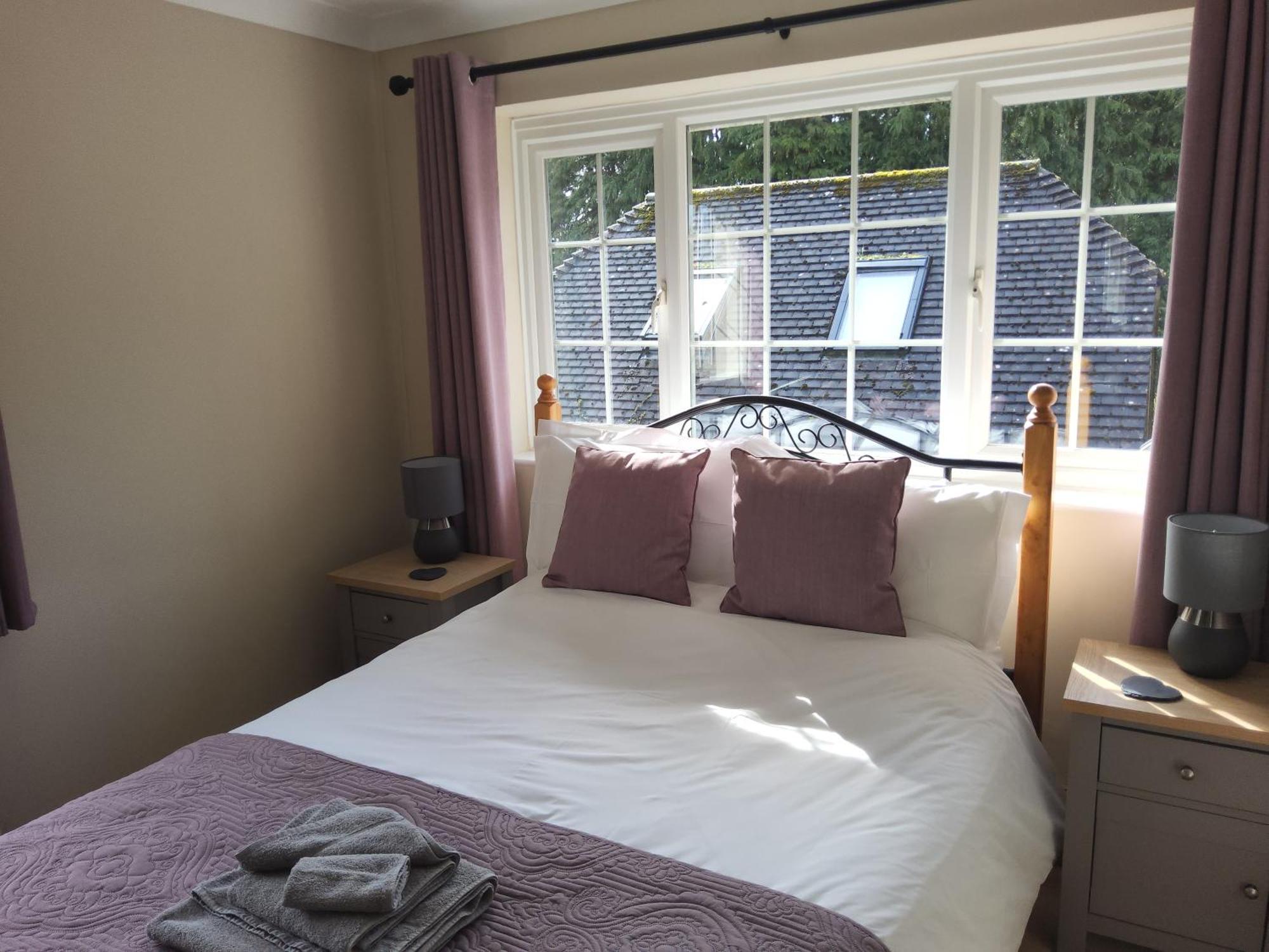 Ha'Penny Acre Bed & Breakfast Sherfield English Exterior photo